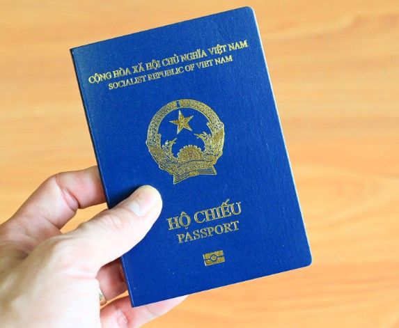 no-xau-co-lam-passport-duoc-khong